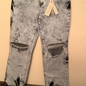 Alice+Olivia Baggy Raw Hem Jeans 31 (33x31.5) Tie Dye Wash